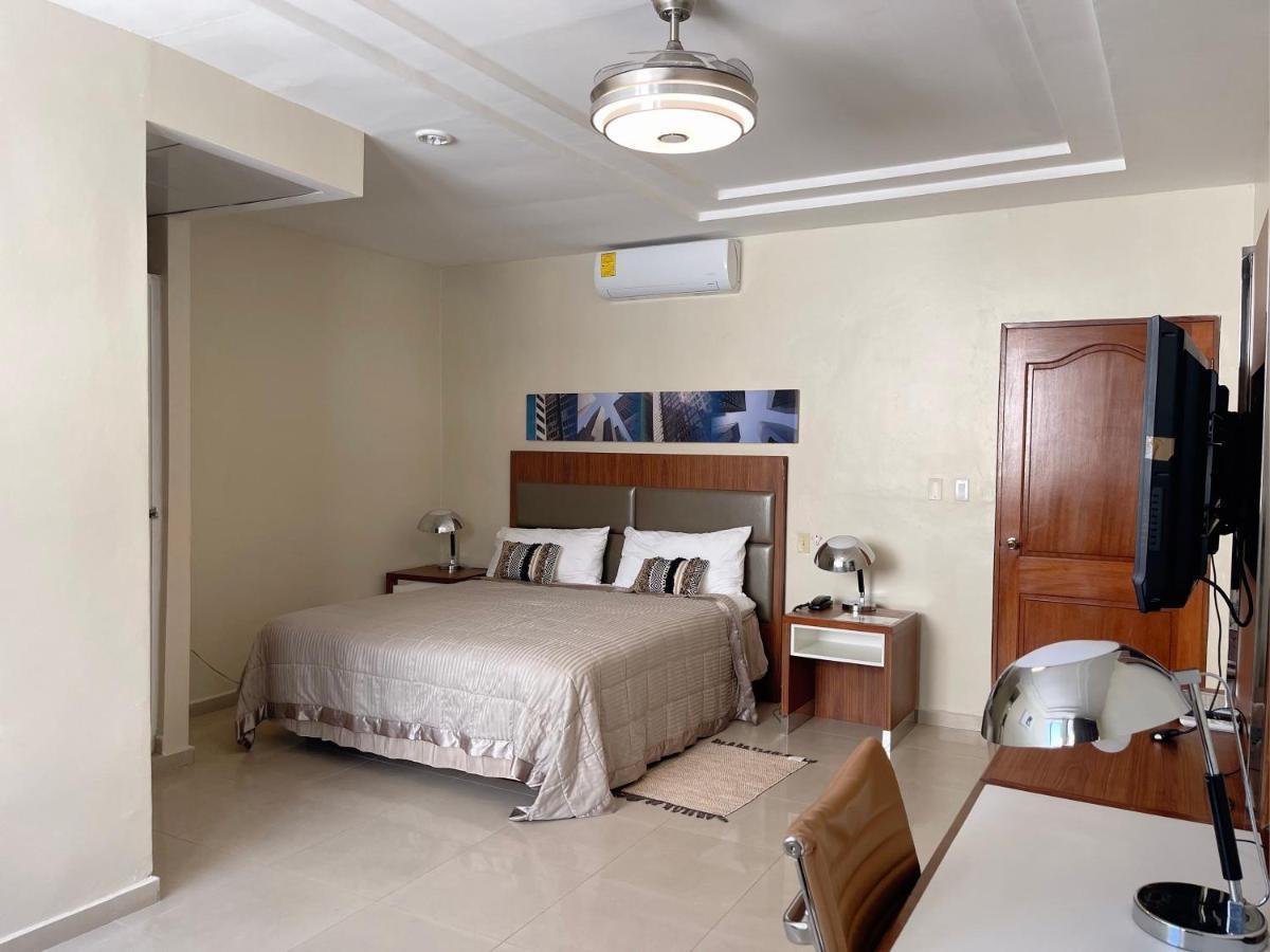 Hotel Libertad At Historic Main Street Santo Domingo Eksteriør bilde